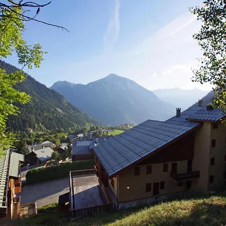 La Tour Du Merle - 3 Pieces Pour 4 Personnes Mae-9194